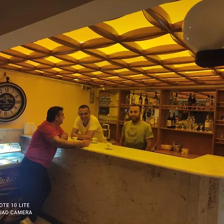 Grand Ayhan Hotell *